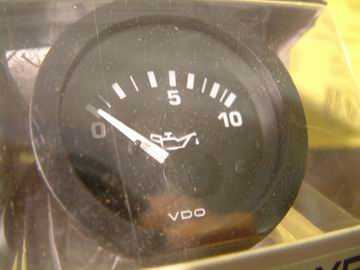 VDO Öldruck-Anzeige D52mm von 0 bar bis 10 bar